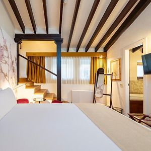 Habitación con Cama King